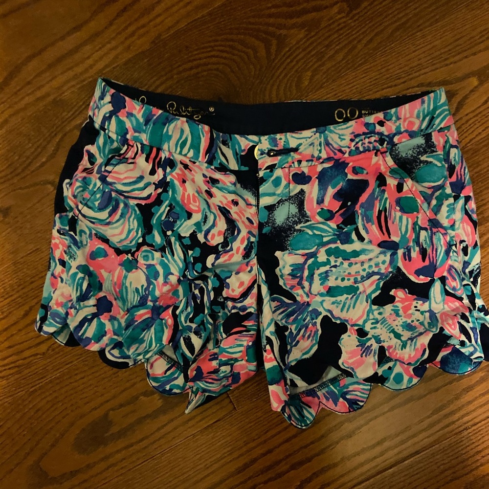 Lilly Pulitzer buttercup short